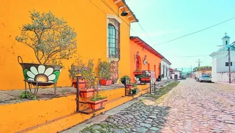 Colorful cobbled street in Suchitoto